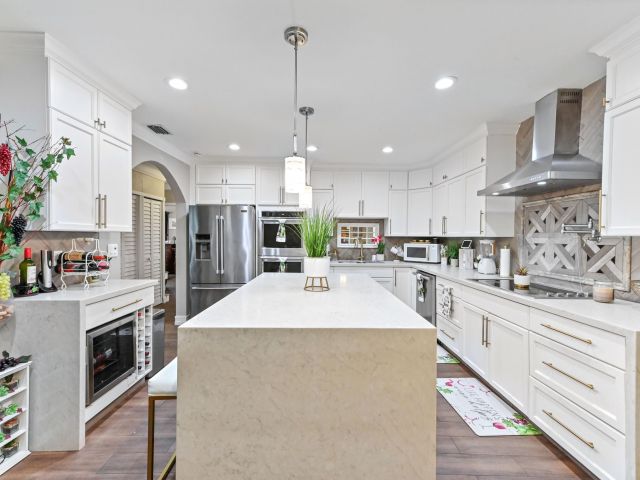 Продажа дома по адресу 12470 SW 191st Terrace - фото 6441227