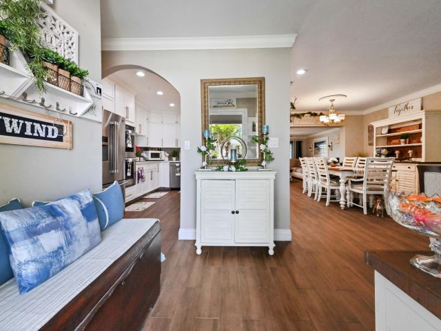 Продажа дома по адресу 12470 SW 191st Terrace - фото 6441230