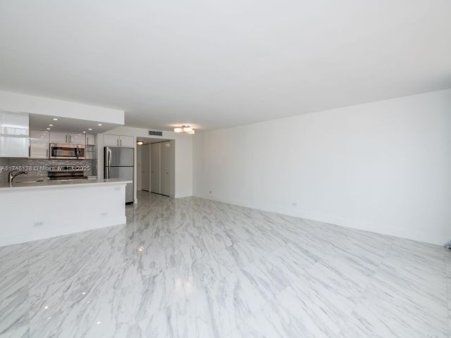 Продажа квартиры #1810 - фото 7442587