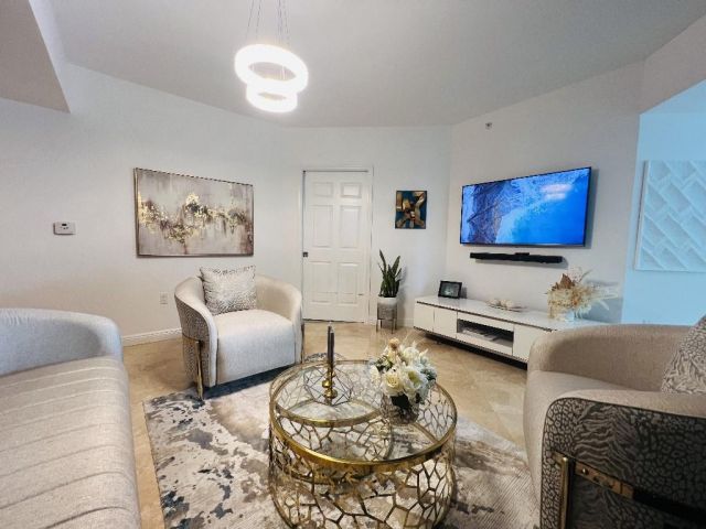 Продажа квартиры #706W - фото 6029172