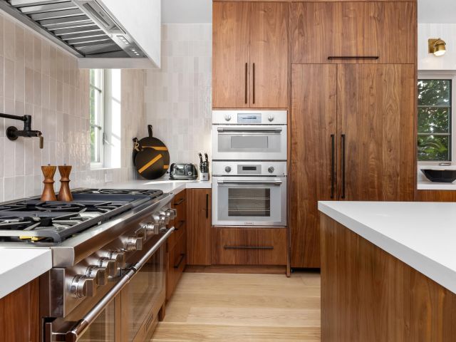 Продажа дома по адресу 2745 S Flagler Drive - фото 5751208