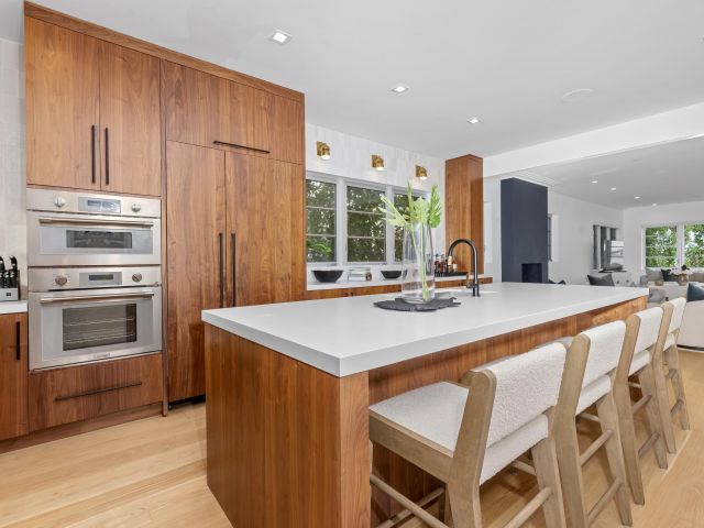 Продажа дома по адресу 2745 S Flagler Drive - фото 5751210