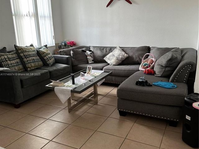 Продажа дома по адресу 11031 SW 246th St 0 - фото 7501022