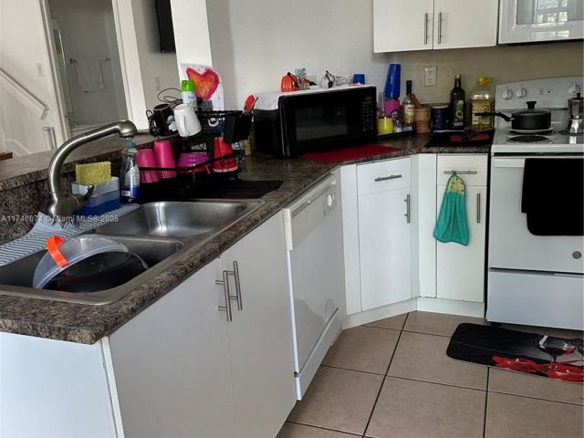 Продажа дома по адресу 11031 SW 246th St 0 - фото 7501032