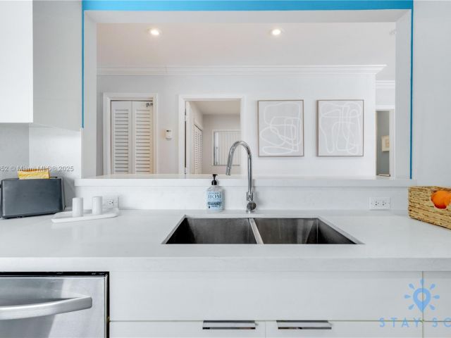 Продажа дома по адресу 328 Missouri St - фото 5753422