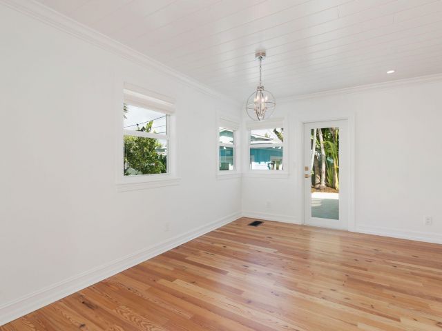 Дом в аренду по адресу 235 Santa Lucia Drive - фото 6782246