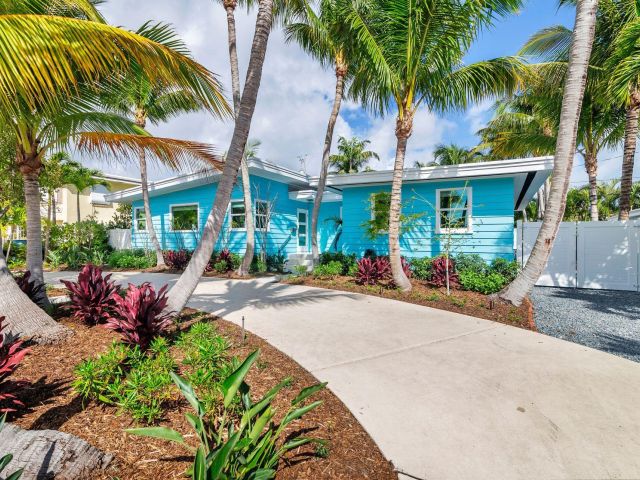 Дом в аренду по адресу 235 Santa Lucia Drive - фото 6782261