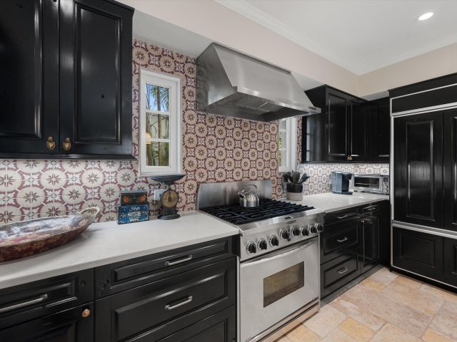 Продажа дома по адресу 2411 Aravale Road - фото 6405420