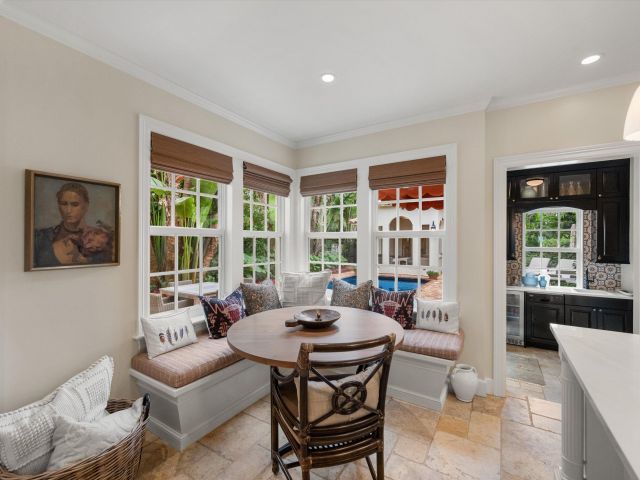 Продажа дома по адресу 2411 Aravale Road - фото 6405423