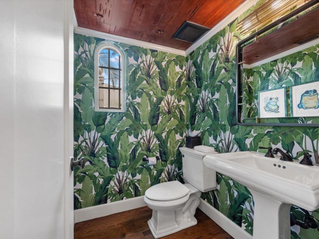 Продажа дома по адресу 2411 Aravale Road - фото 6405424