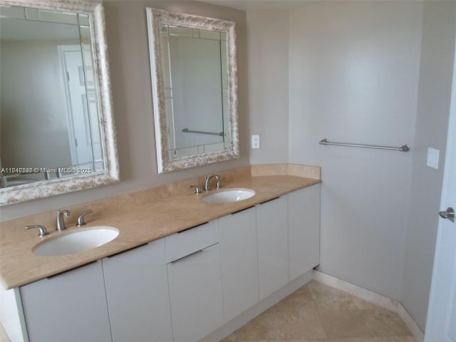 Продажа квартиры #1907W - фото 5616614