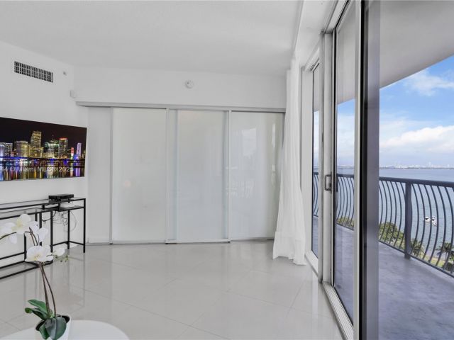 Продажа квартиры #1602 - фото 5651987