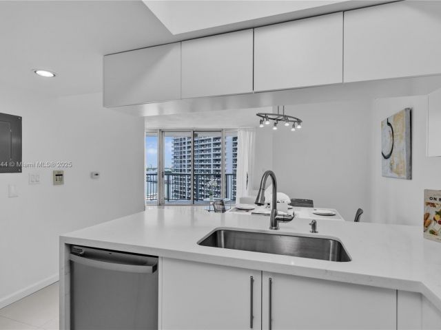 Продажа квартиры #1602 - фото 5651991