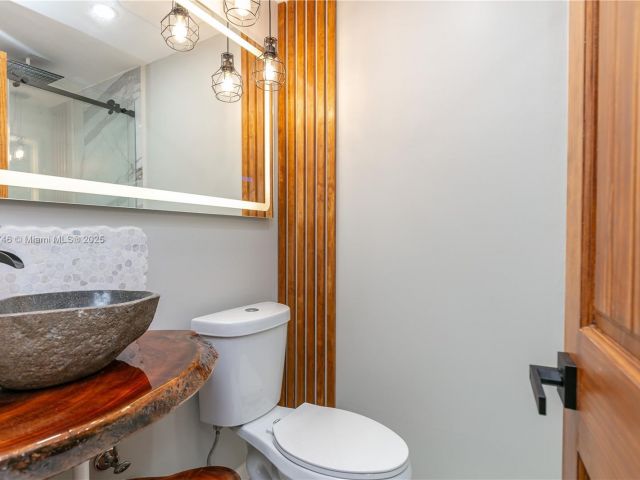 Продажа дома по адресу 1507 Harding St - фото 5753462