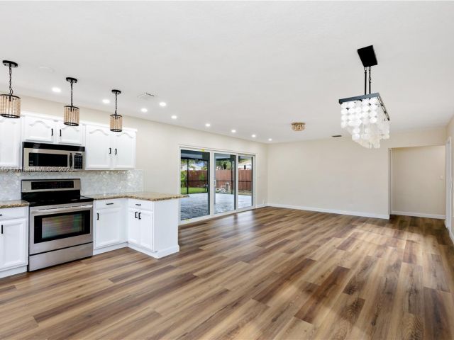 Продажа дома по адресу 1507 Harding St - фото 5753468