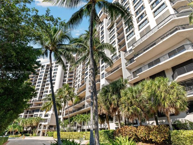 Продажа квартиры #1600 - фото 5623384