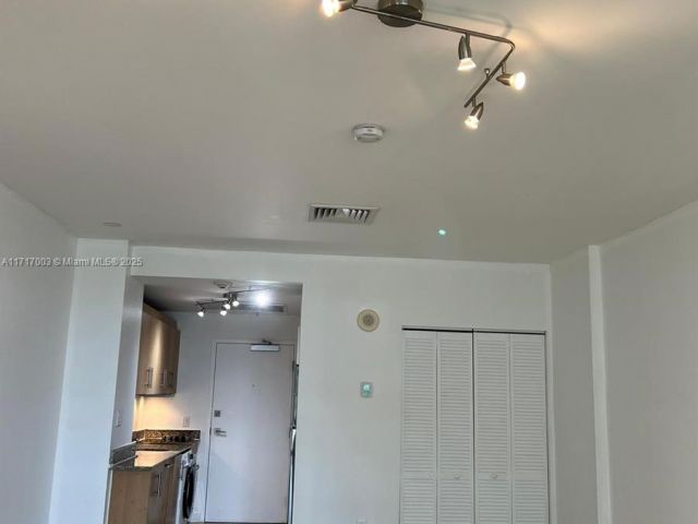 Продажа квартиры #111 - фото 6125385