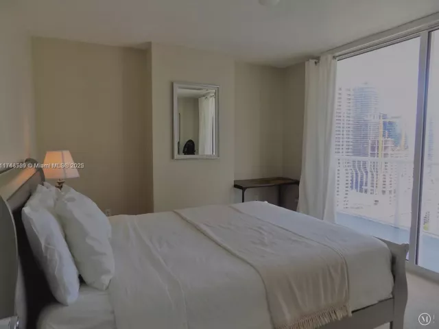 Продажа квартиры #3924 - фото 5610643