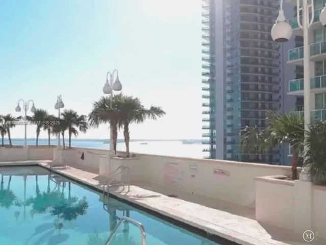 Продажа квартиры #3924 - фото 5610635