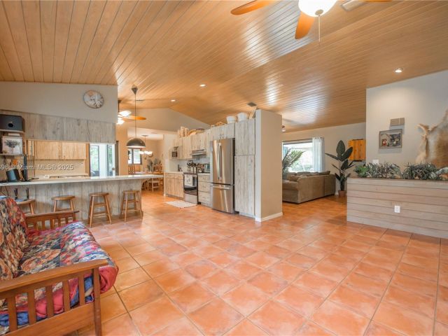 Продажа дома по адресу 19425 SW 334th St - фото 5776656