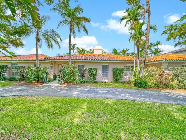 Продажа дома по адресу 9370 Balada St - фото 5559898