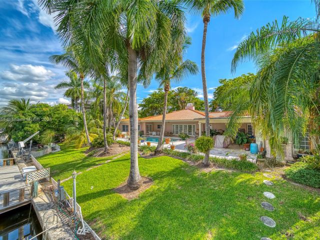 Продажа дома по адресу 9370 Balada St - фото 5559903