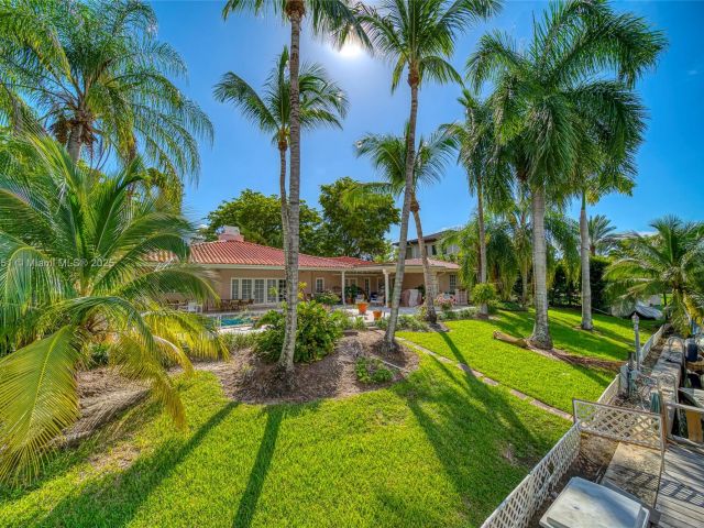 Продажа дома по адресу 9370 Balada St - фото 5559904