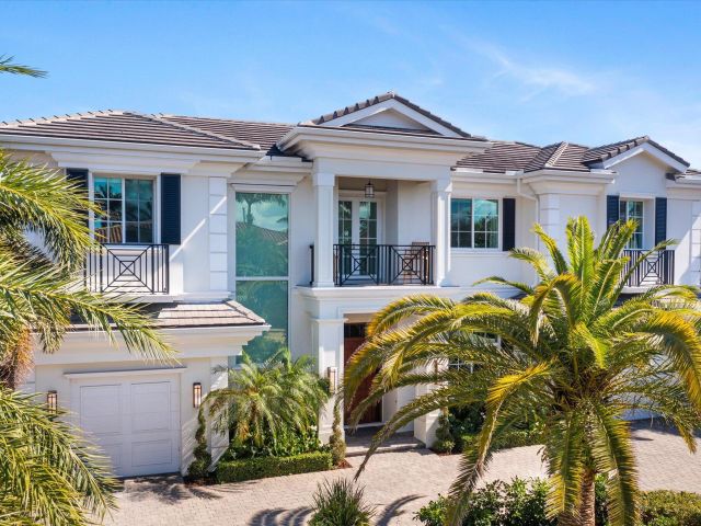 Продажа дома по адресу 7212 NE 8th Drive - фото 5941143