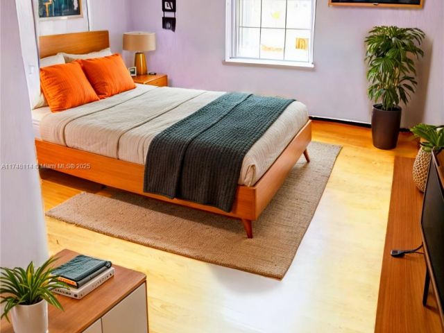 Продажа дома по адресу 3015 SW 24th Ter - фото 5831508