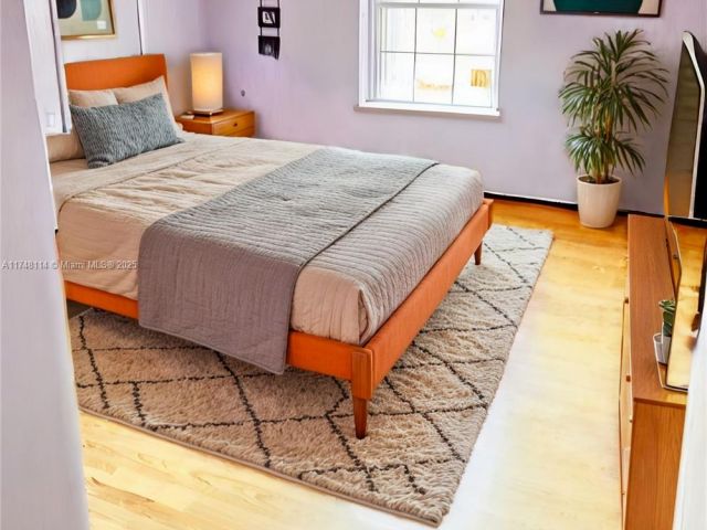 Продажа дома по адресу 3015 SW 24th Ter - фото 5831509