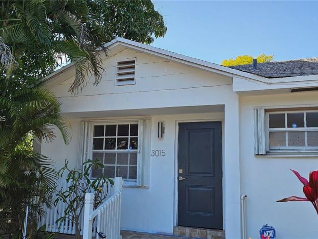 Продажа дома по адресу 3015 SW 24th Ter - фото 5919153