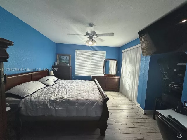 Продажа дома по адресу 2602 Augusta Dr - фото 7861719