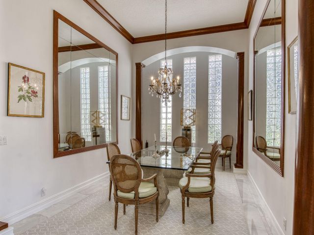 Продажа дома по адресу 7976 Via Villagio - фото 6538186