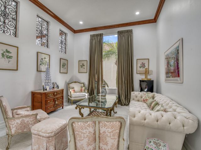 Продажа дома по адресу 7976 Via Villagio - фото 6538187