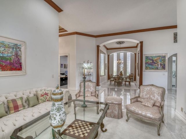 Продажа дома по адресу 7976 Via Villagio - фото 6538189