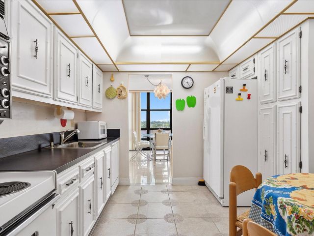 Продажа квартиры #710 - фото 5818122