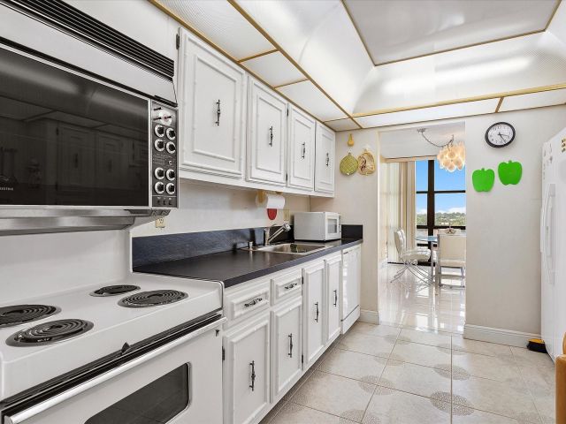 Продажа квартиры #710 - фото 5818123