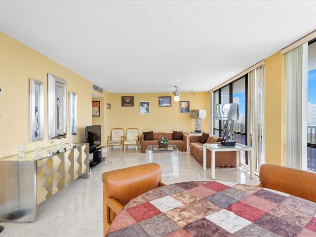 Продажа квартиры #710 - фото 5818126