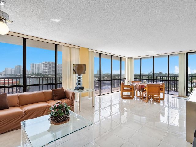 Продажа квартиры #710 - фото 5818135