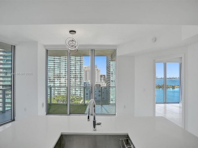 Продажа квартиры #1601 - фото 5646708