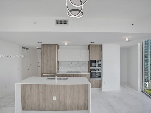 Продажа квартиры #1601 - фото 5646712