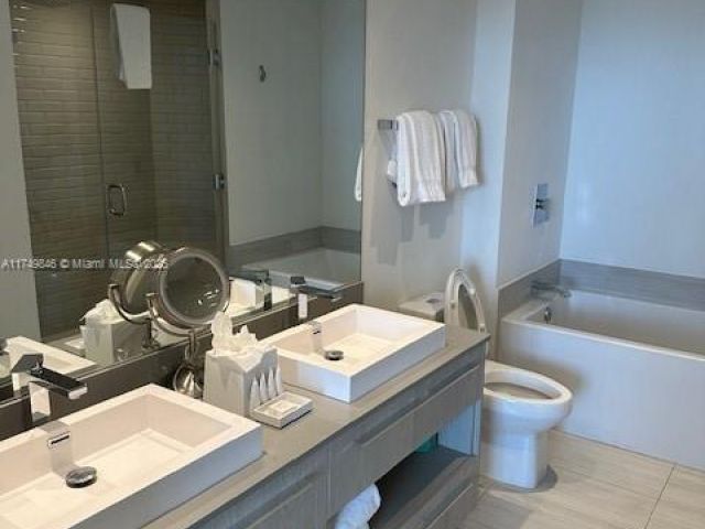 Продажа квартиры #R2702 - фото 5706073