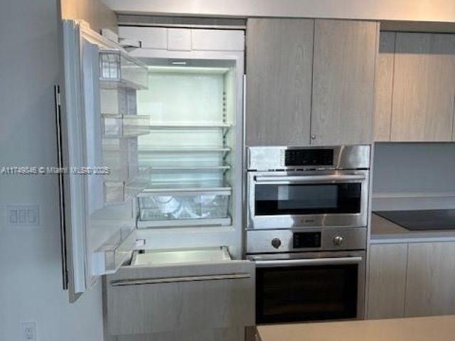 Продажа квартиры #R2702 - фото 5706086