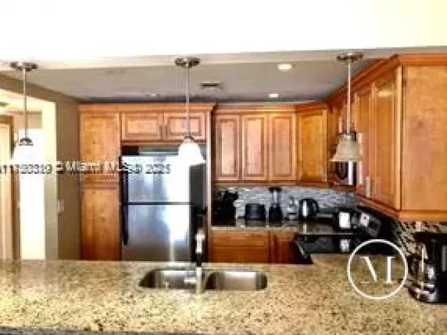 Квартира в аренду номер1605 - фото 5632602