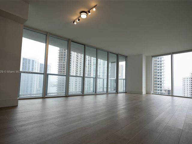 Продажа квартиры #2102 - фото 5614879