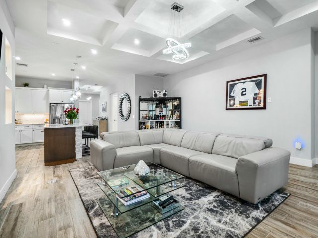 Продажа дома по адресу 2928 Gin Berry Way - фото 5983589