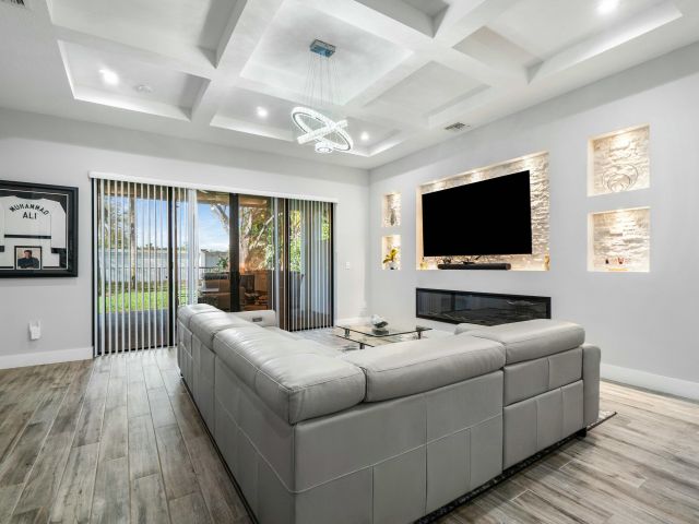 Продажа дома по адресу 2928 Gin Berry Way - фото 5983590