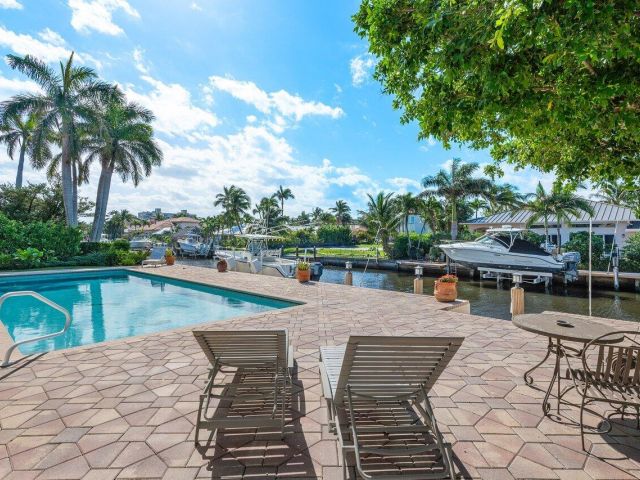 Продажа дома по адресу 946 Eve Street - фото 5880065