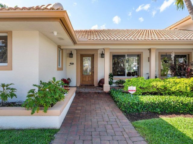 Продажа дома по адресу 946 Eve Street - фото 5880068