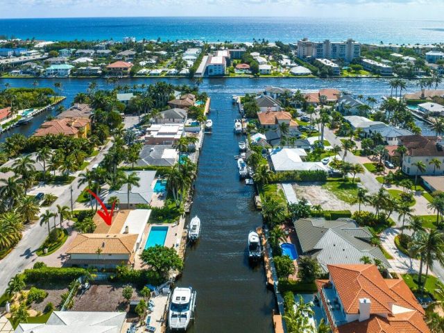 Продажа дома по адресу 946 Eve Street - фото 5880069